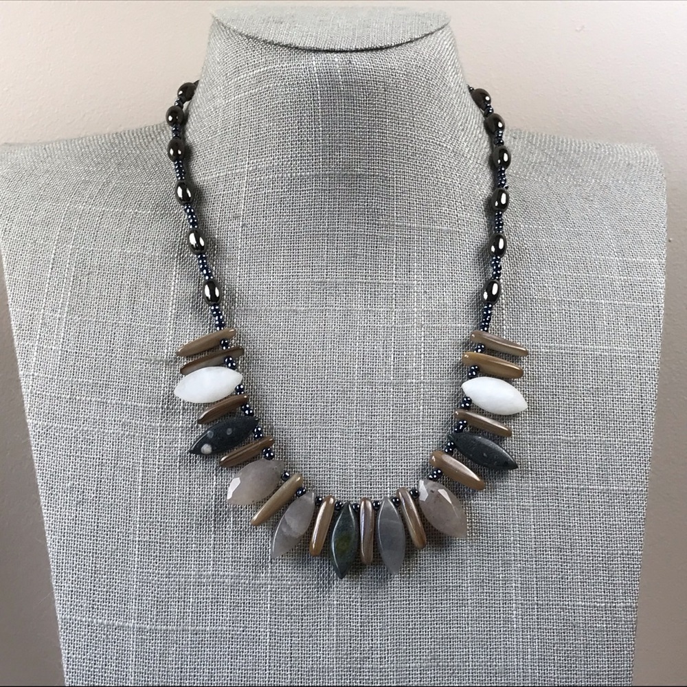 Boho style Agate and hematite stone bead necklace